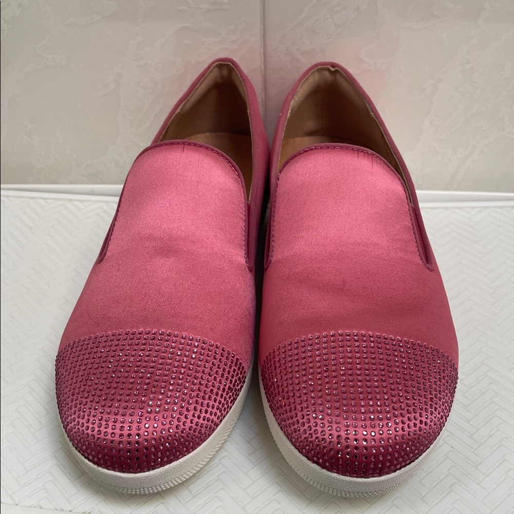 Fitflop Rose Pink Satin Superskate Crystal Toe Slip On Sneakers. Size 9.